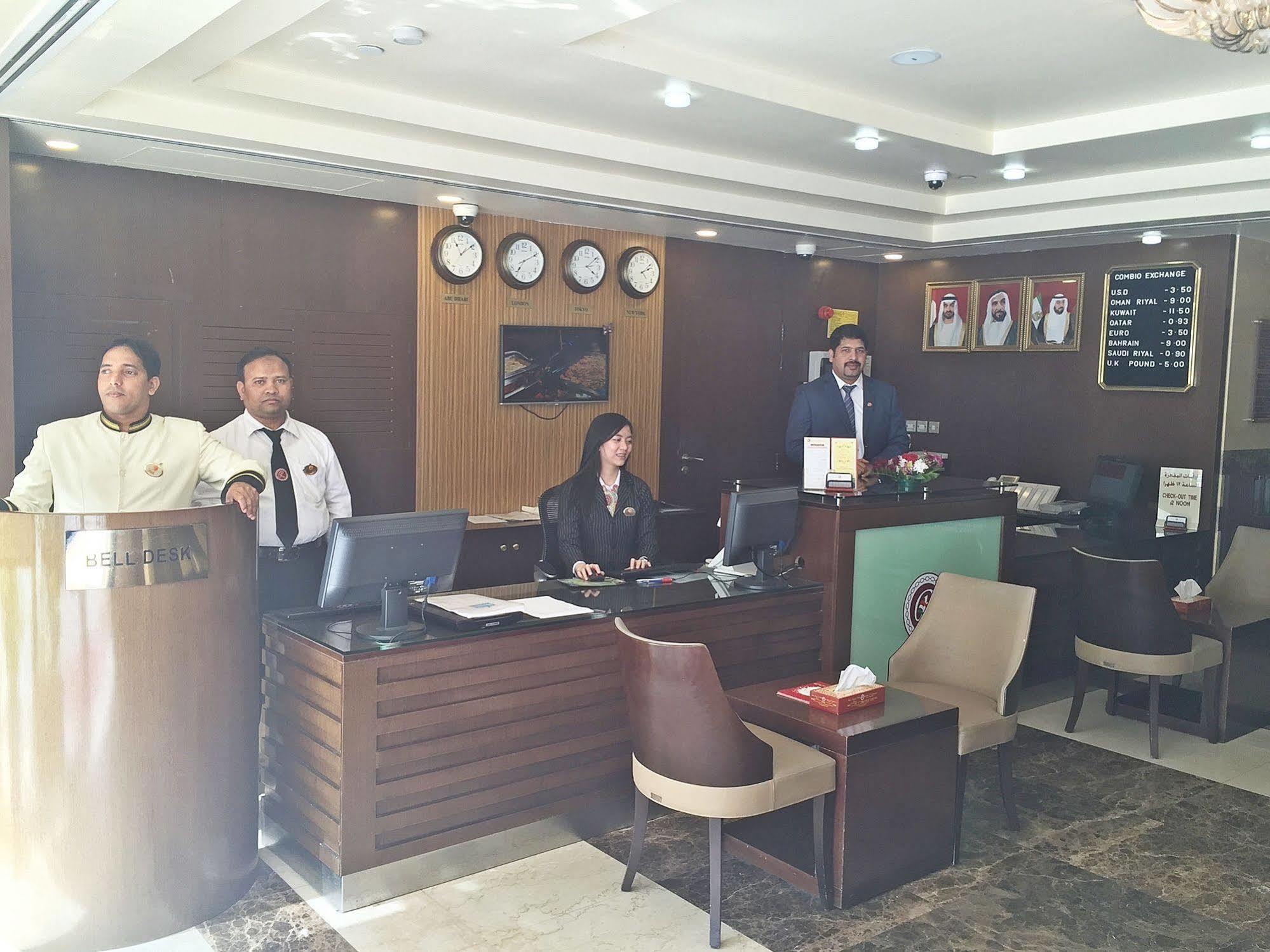 Ramee Rose Hotel Apartments Абу-Дабі Екстер'єр фото